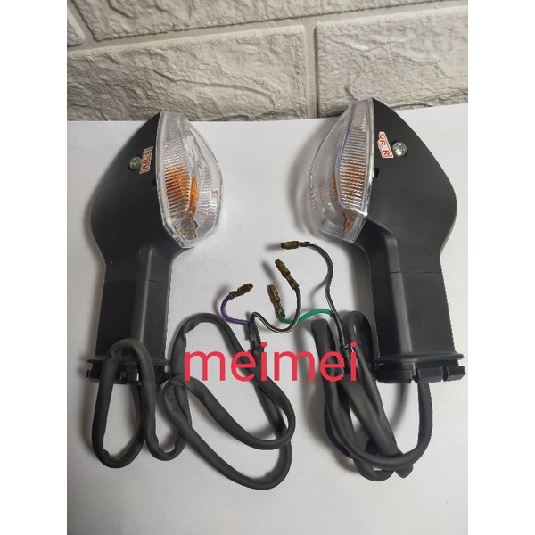 1 set lampu sein sen rating GSX 150 R/S RAIDER  originil (1set) kiri-kanan