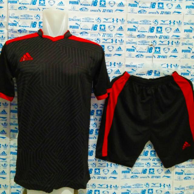 Baju Kaos Bola Baju Futsal Jersey Futsal Kaos Setelan Futsal Adidas Geforce
Hitam Merah