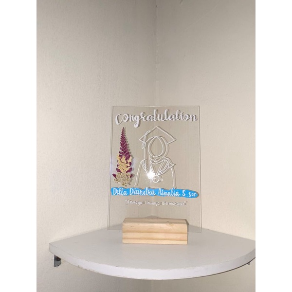 

akrilik custom / akrilik wisuda/ akrilik lukis