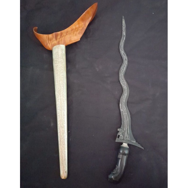 keris sepuh singo barong luk 7