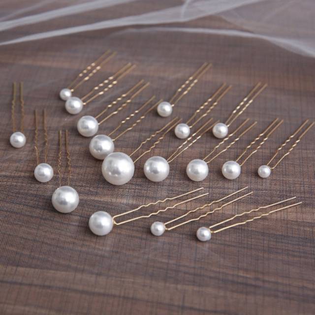 Wedding headdress pearl hair pin set