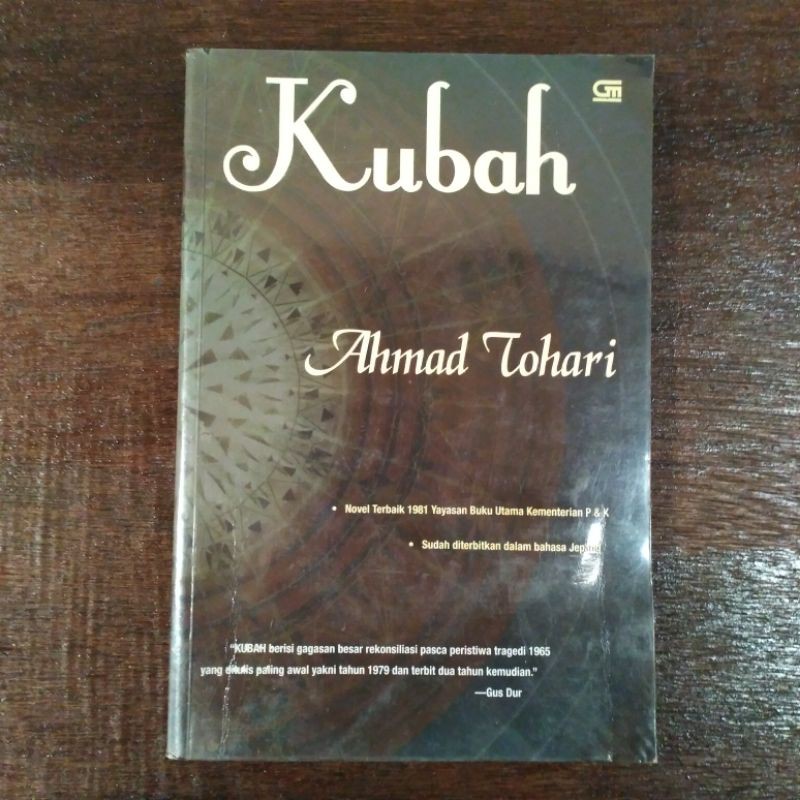 [preloved novel] Kubah Ahmad Tohari