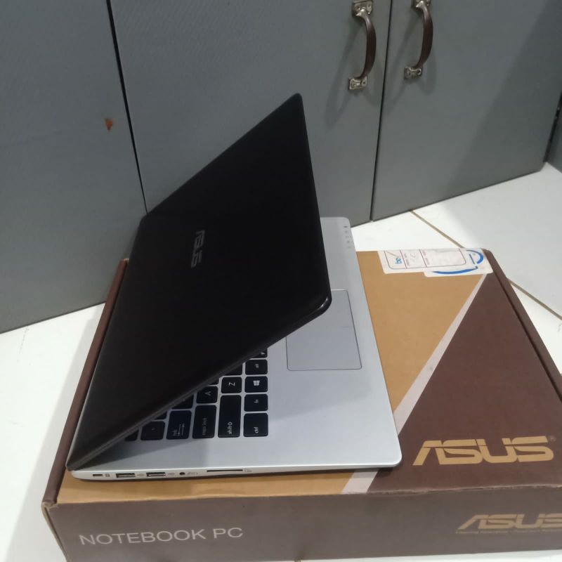 Laptop Asus K55VM Intel Core i5-3210M Ram 4Gb/HDD 320Gb Dualvga Nvdia geforce GT630M 2Gb