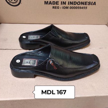 sepatu sendal slop pria kulit asli tampil lebih keren