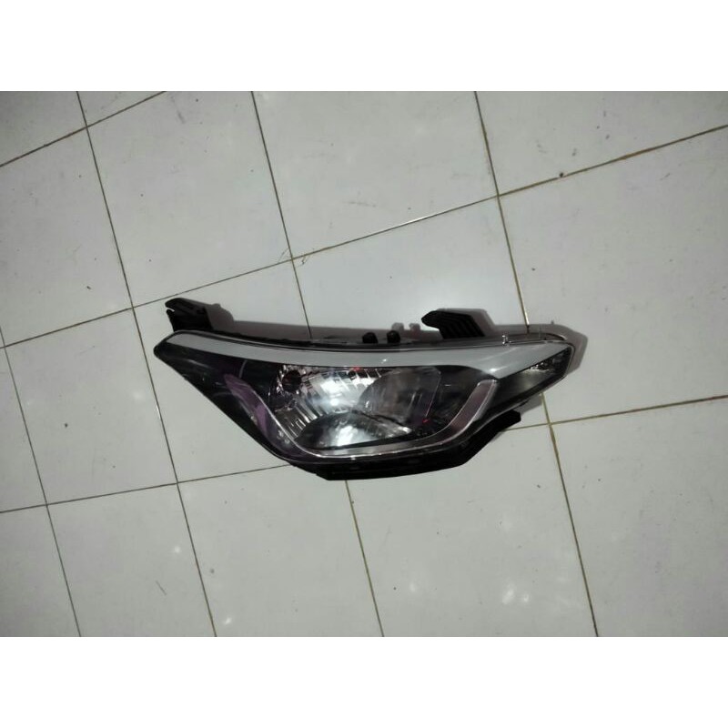 Headlamp Hyundai I20