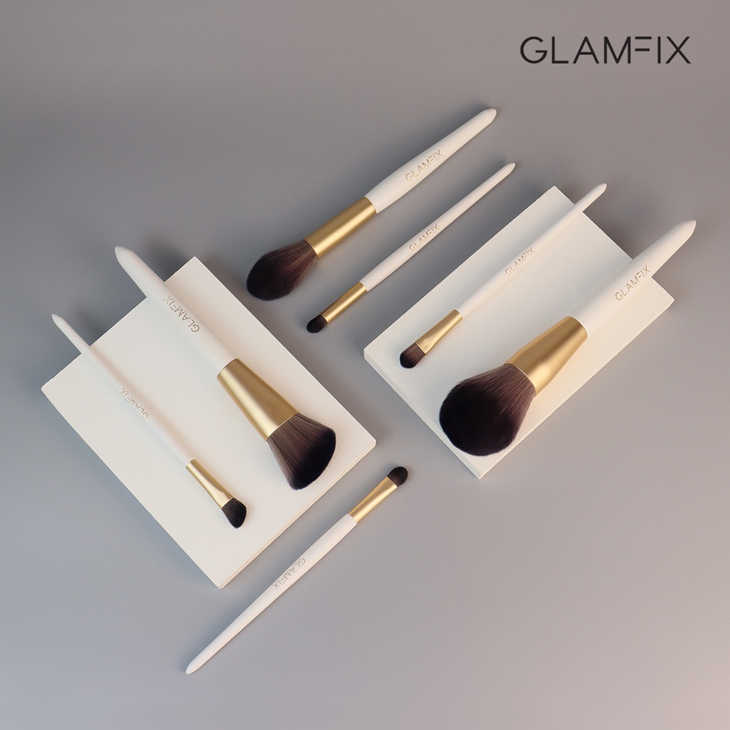 GLAMFIX Delicate Powder/Blush Brush Make Up 1 Pcs _ Kuas Make Up | GLAM FIX Alat Kecantikan Makeup YOU ORIGINAL