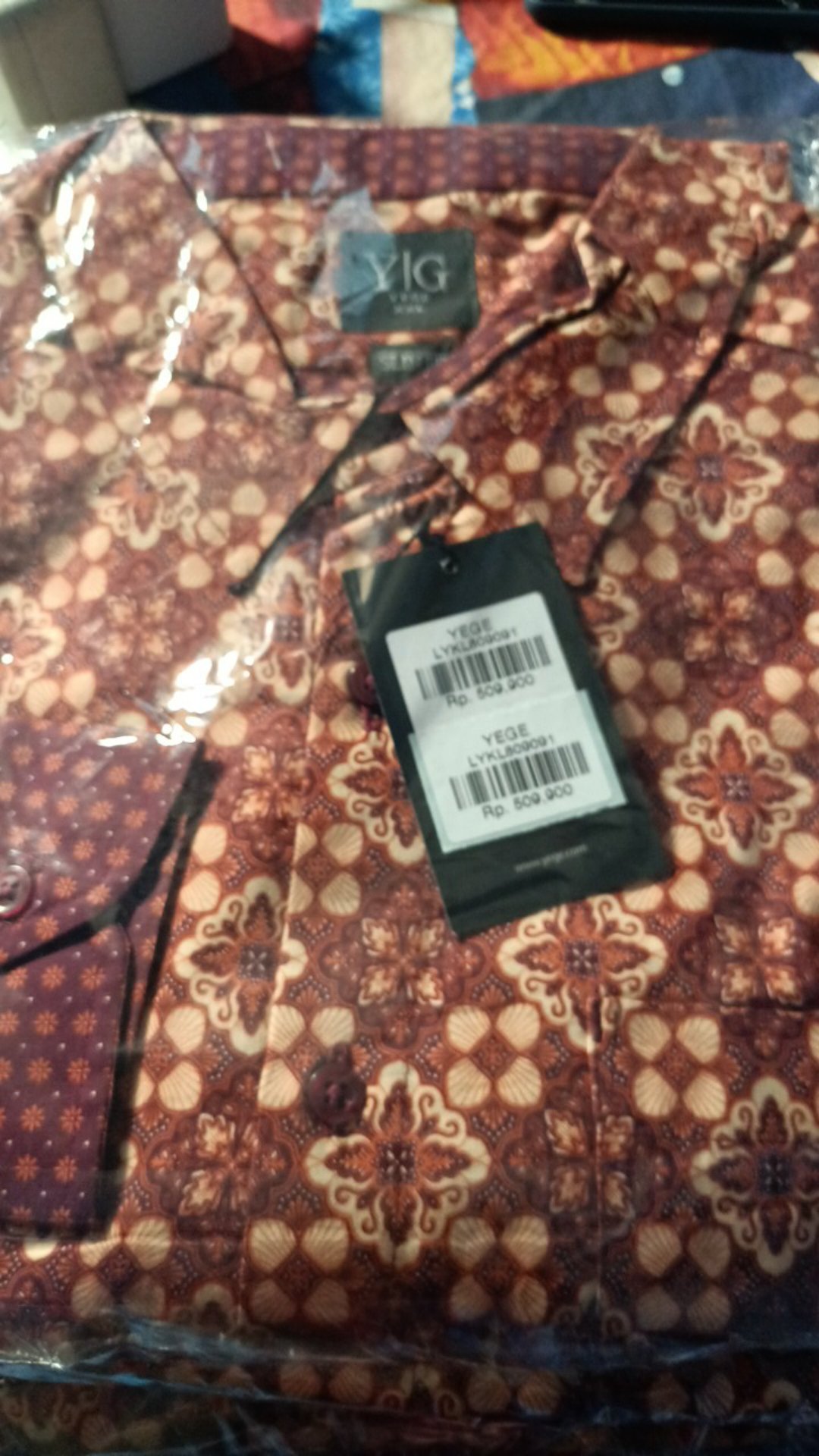 Yege Kemeja Batik Pria Printing Cokelat 9091 Lengan Panjang