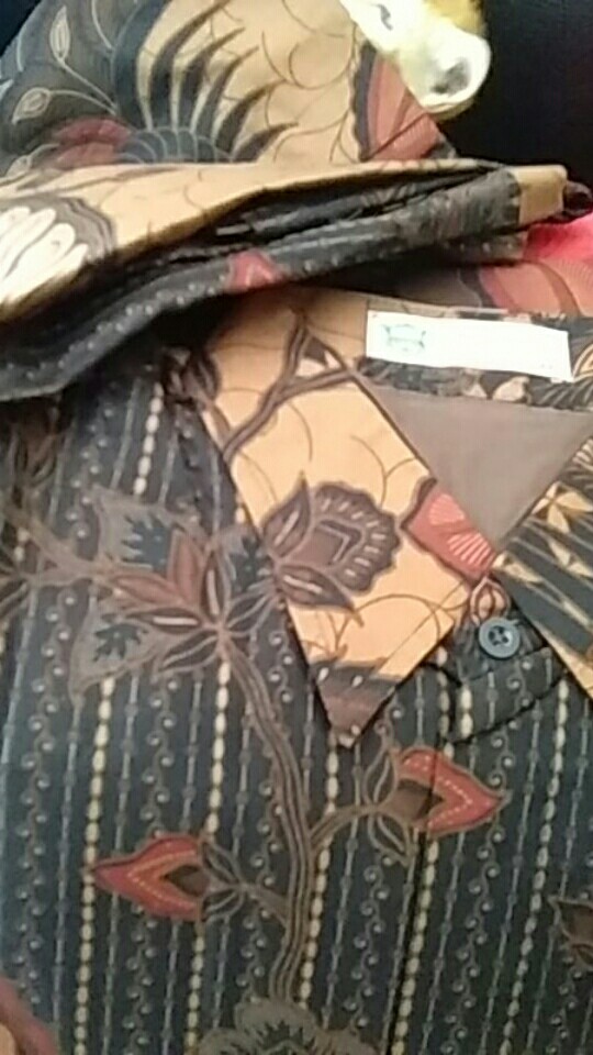 Batik Pria Kemeja Batik Tangan Panjang Batik Tangan Pendek Stelan Batik Batik Batu Raden Pusat Batik