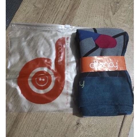 Harga PROMO...  Deenay scraves motif lama