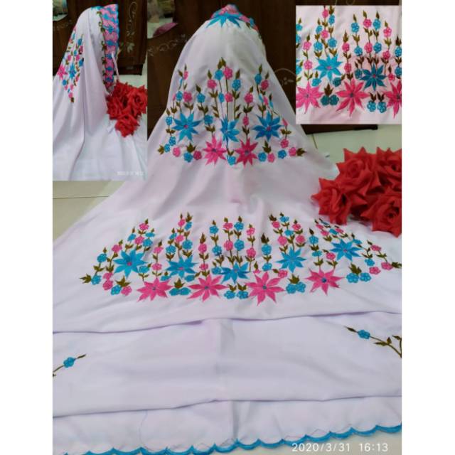 Mukena Dewasa Bordir Bunga Susun