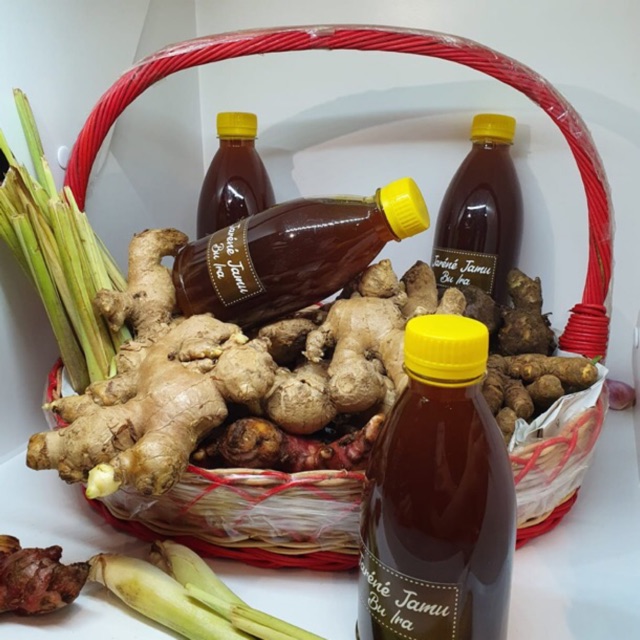 

Minuman herbal alami tanpa pengawet sama sekali
