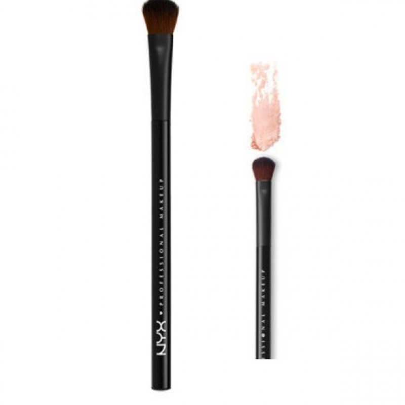 

NYX Pro All Over Shadow Brush #25