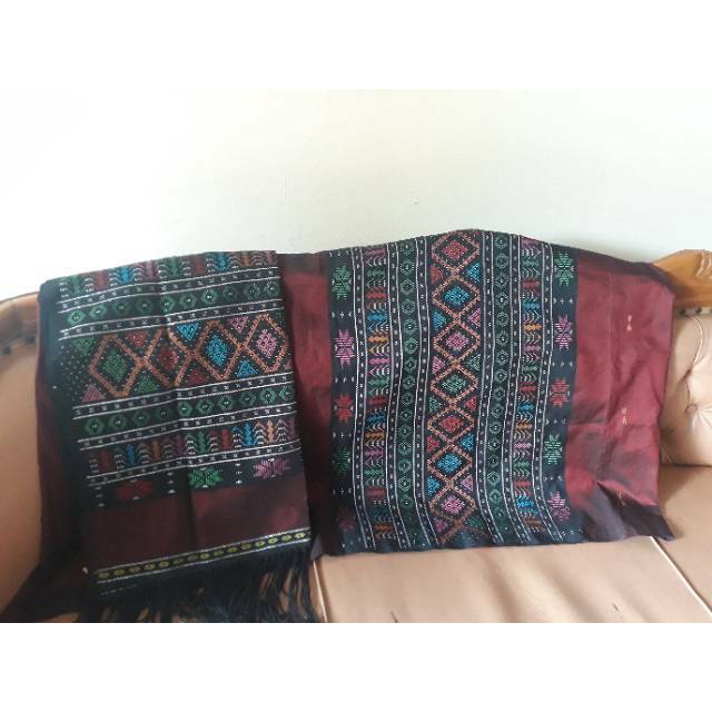 Songket semi sutra motif angkola warna merah