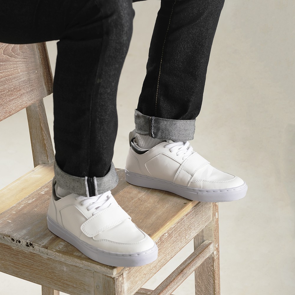 Sepatu Sneakers Pria Putih Strap Simpel Casual Laki Tali Sneaker Ori |GATES WHITE| FORIND x Tragen