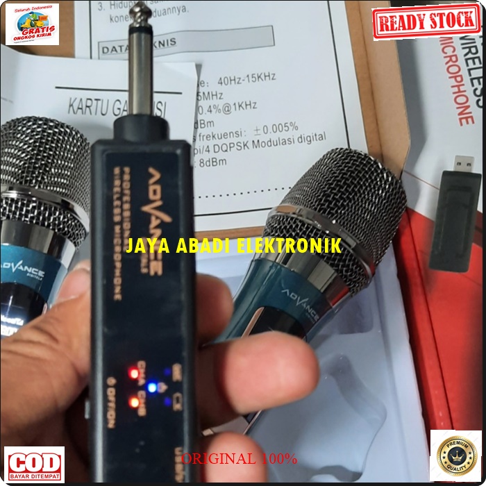 G496 ORIGINAL ADVAN MIC WIRELESS CAS UHF DIGITAL LCD DUAL SEPASANG MIK CASAN WIRELES MIKROPON MIKROPHONE SOUNDBEST DISPLAY MICROPHONE ADVANCE KARAOKE VOKAL VOCAL ARTIS PROFESIONAL PRO SOUND BEST SISTEM AUDIO PANGGUNG LEGENDARY DYNAMIC PENGERAS SUARA HIFI