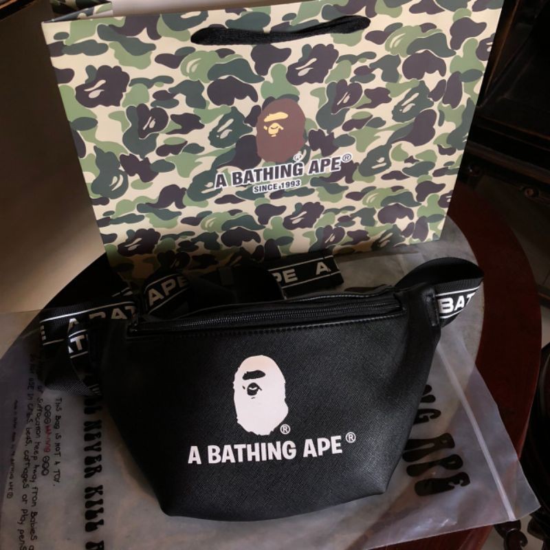 

WAISTBAG BAPE WITH PAPERBAG