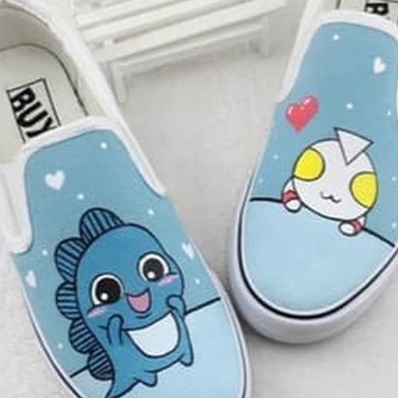 

SEPATU LUKIS BEBAS DESAIN CUSTOM NAMA GAMBAR KUALITAS RAPI CEPAT 63
