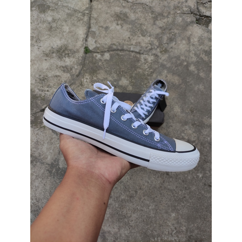 converse low basic grey