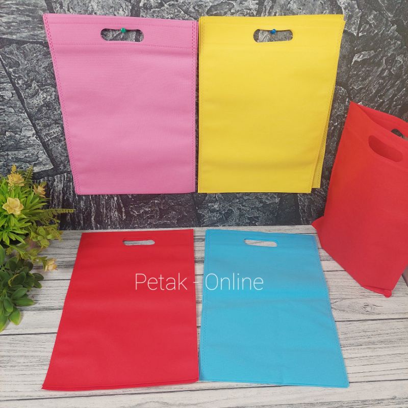 

1 Kodi Tas Spunbond Lubang Oval, 25X35 cm