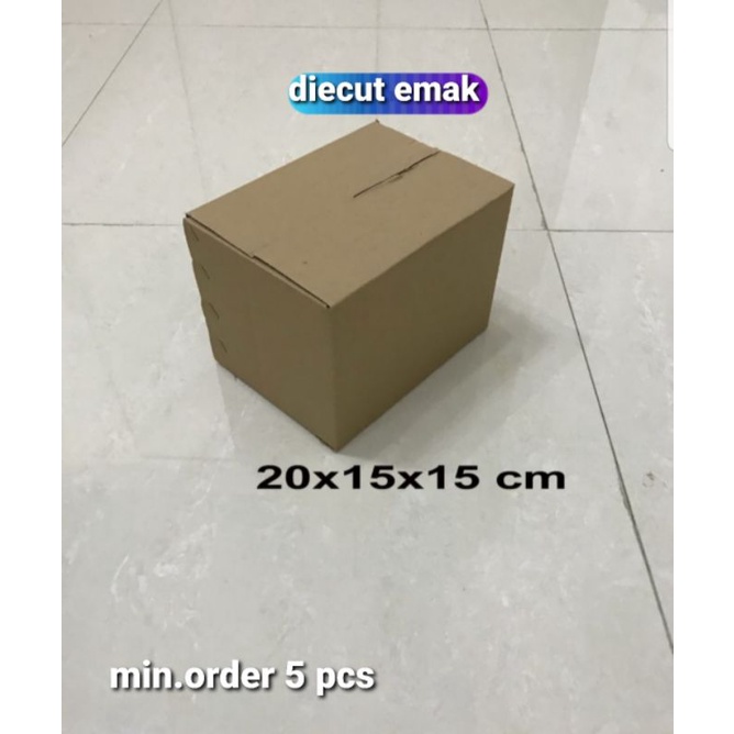 

Kardus / box / uk. 20x15x15 cm / Karton packing polos baru ST