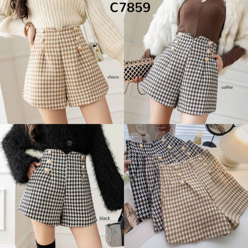 Houndstooth V Cut Tweed Short Pants