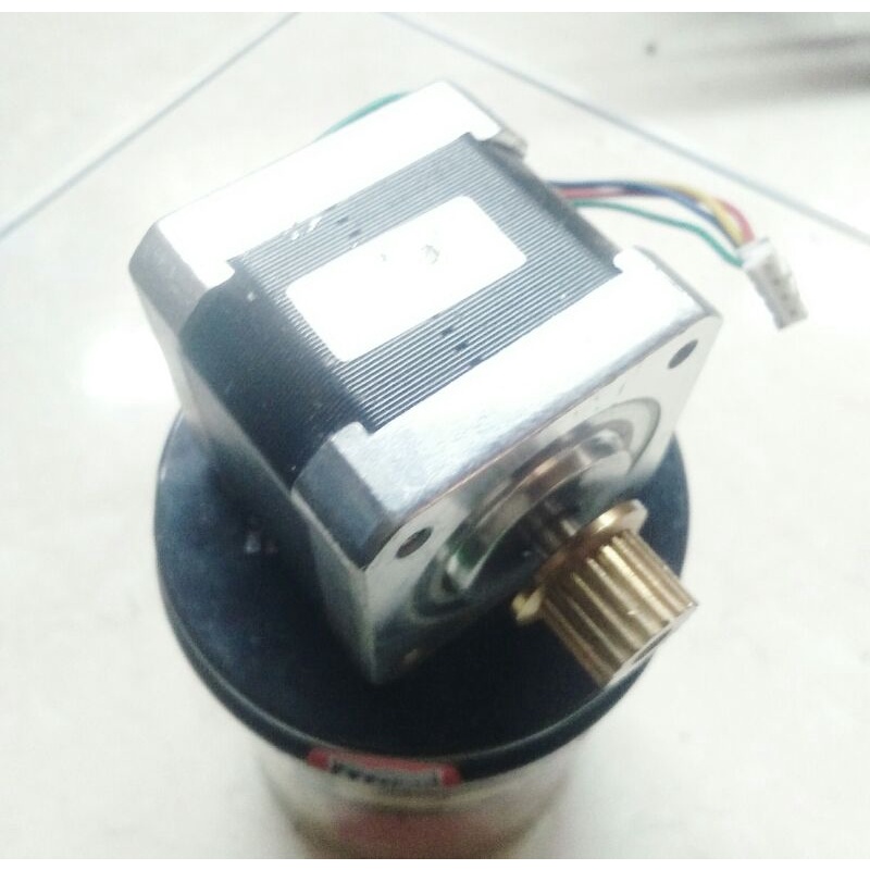 dc 12vdc 1,8deg 1,5a stepper nama17 original bipolar 4wire