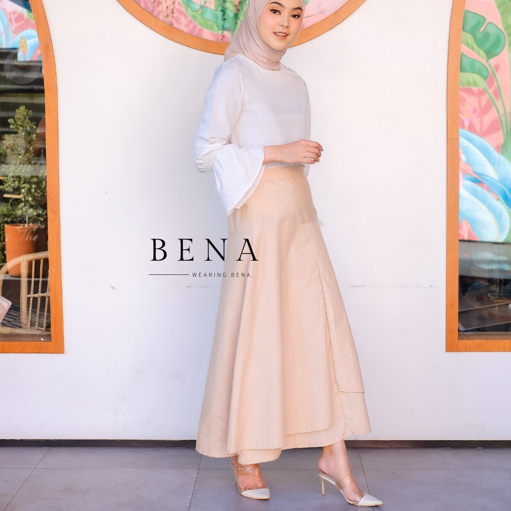 Monalica Skirt - Wearing BENA