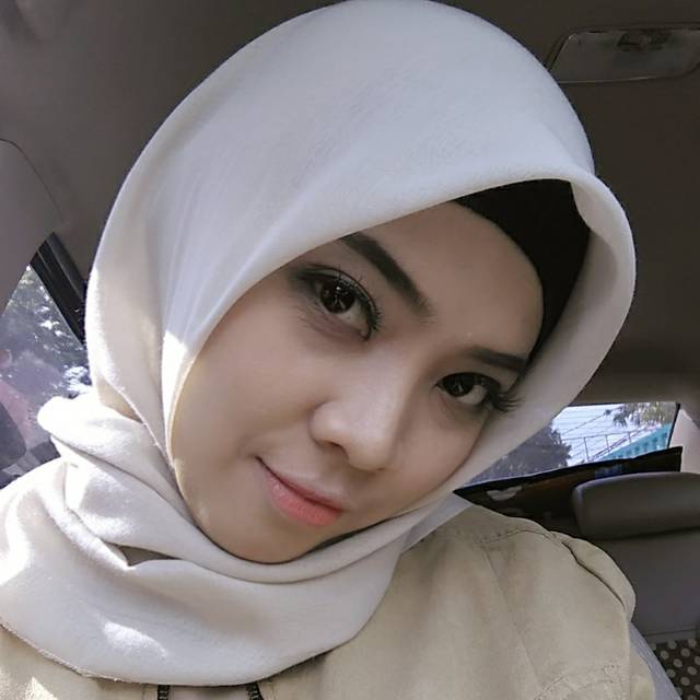 ratna_cahyaningtyas