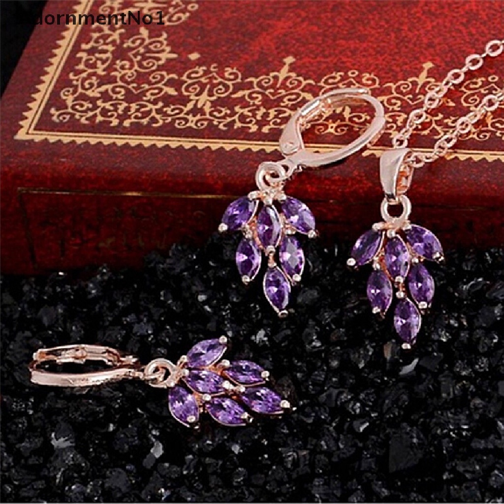 (AdornmentNo1) Set Anting Tusuk + Kalung Rantai Liontin Daun Lapis Emas Hias Berlian Imitasi Untuk Wanita