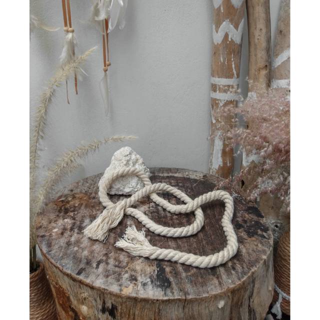 

Tali Tambang Putih by GLUCK OFFICIAL