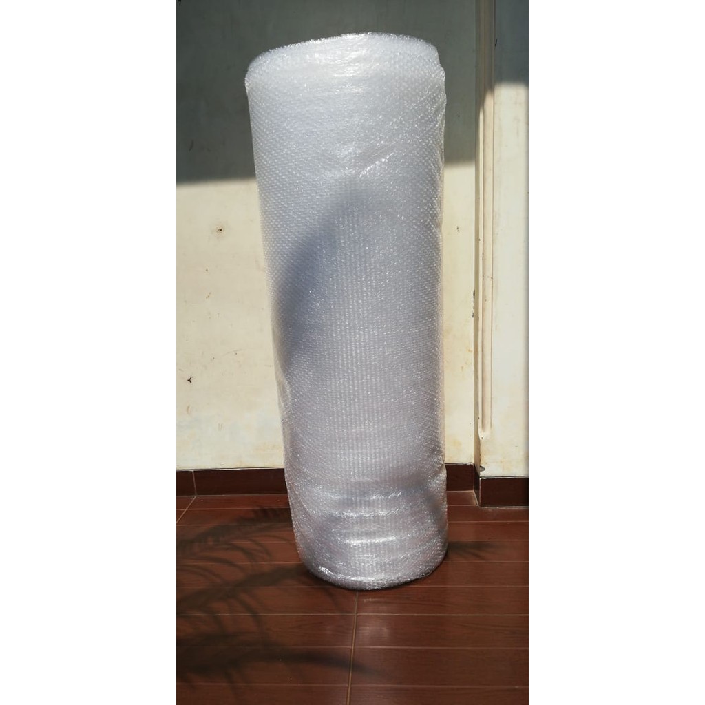 

BUBBLE WRAP +/- 121cm x 500 cm