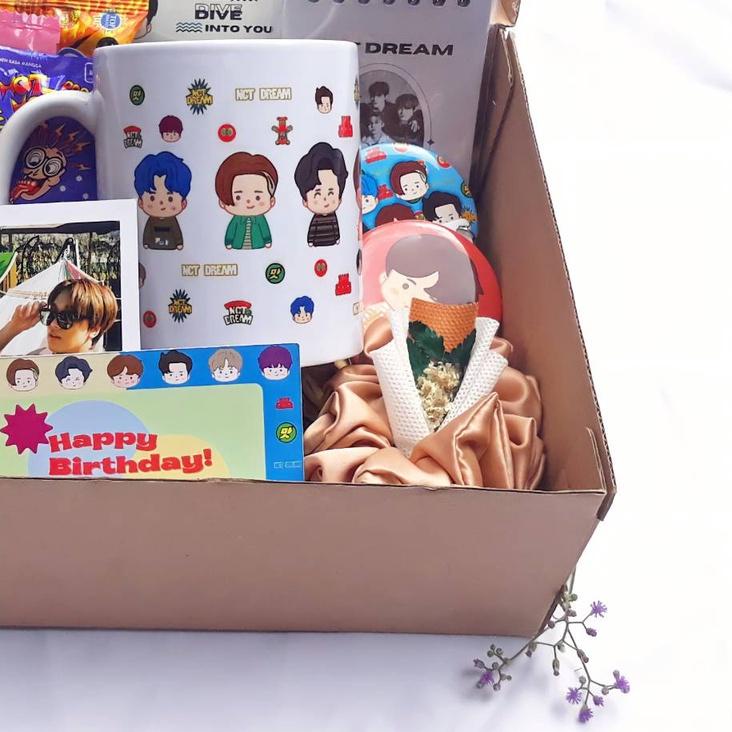 GIFT BOX / HAMPERS NCT / NCT KPOP HAMPERS (NCT DREAM) FOR BIRTHDAY/UNTUK HADIAH ULANG TAHUN NCT