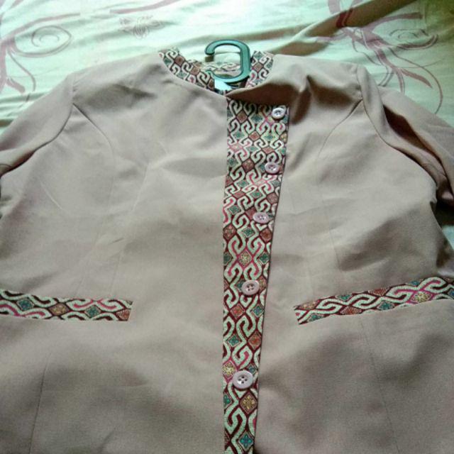 Setelan Blazer Kerja Kantor Wanita Kombinasi Batik Salem Pink