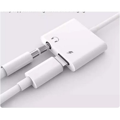 Adaptor Untuk Iphone 3 in 1 / 4 in 1