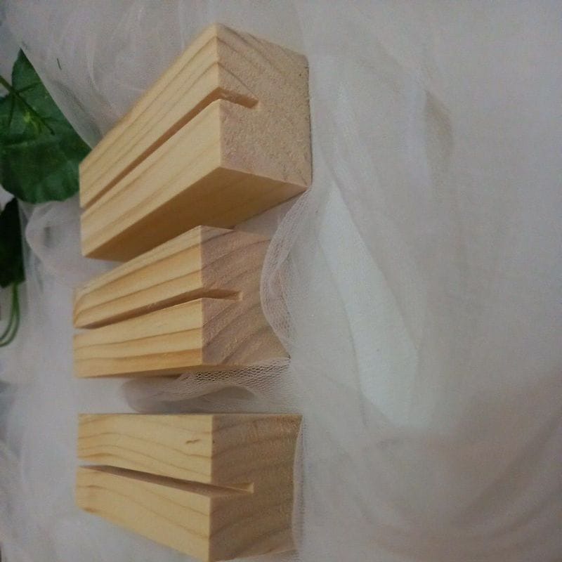 

grosir Stand akrilik kayu/tag holder/ Dudukan akrilik Stand Kayu Jati Belada Holder kayu Holder Acrilic BELI 10 GRATIS 1