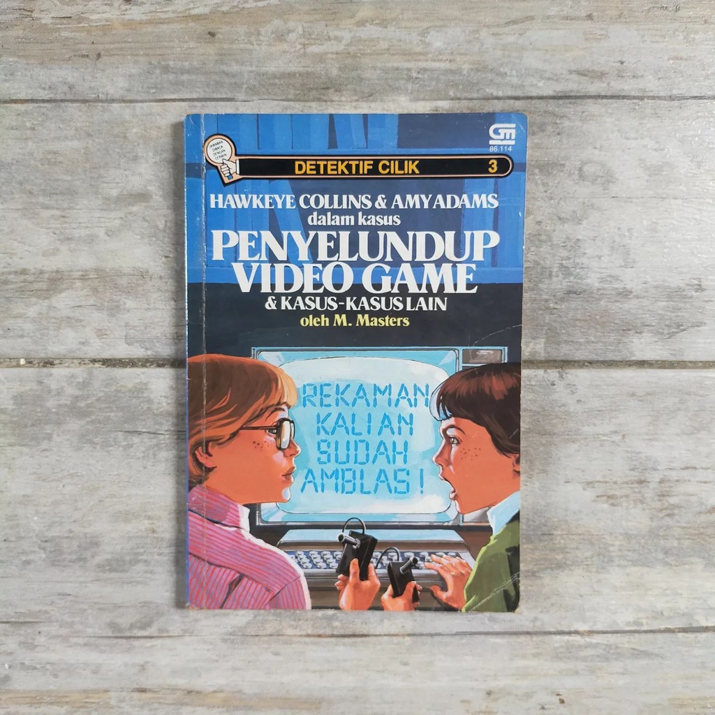 Buku Novel Serial Detektif Cilik Hawkeye Collins dan Amy Adams No. 3 Penyelundup Video Game