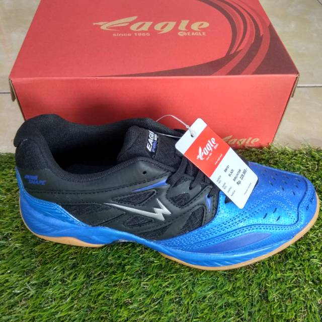 Sepatu badminton eagle blaze