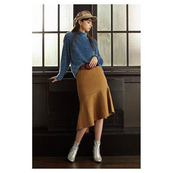 GU by UNQ Midi Mermaid Skirt - Rok Wanita Original Branded-1