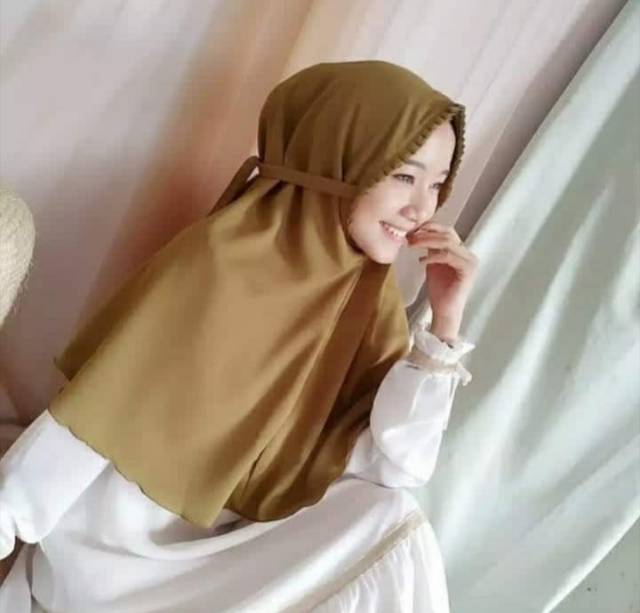 BERGO TALI SARAH - HIJAB INSTANT DENGAN TALI DAN VARIASI LIPIT MENGELILINGI WAJAH