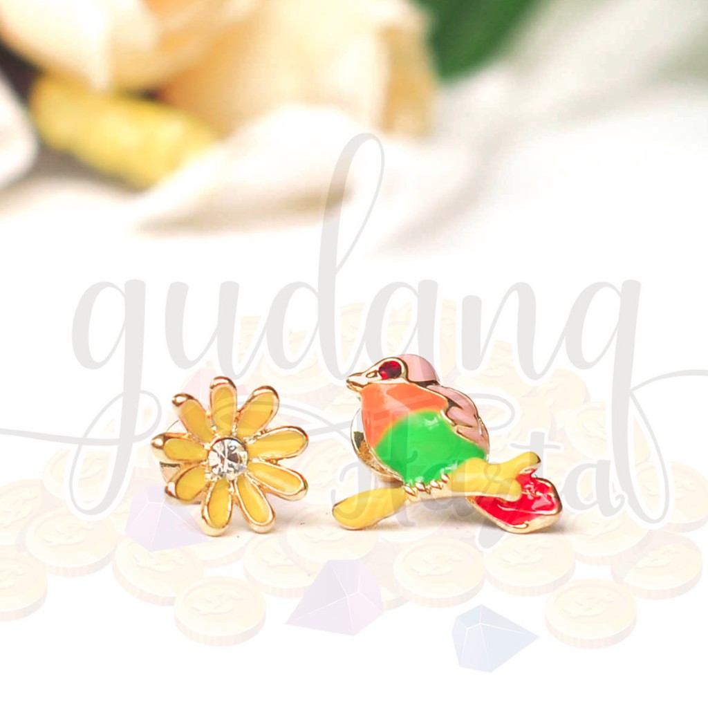 Anting Asimetris Tusuk Little Bird and Flower Lucu GH 203168