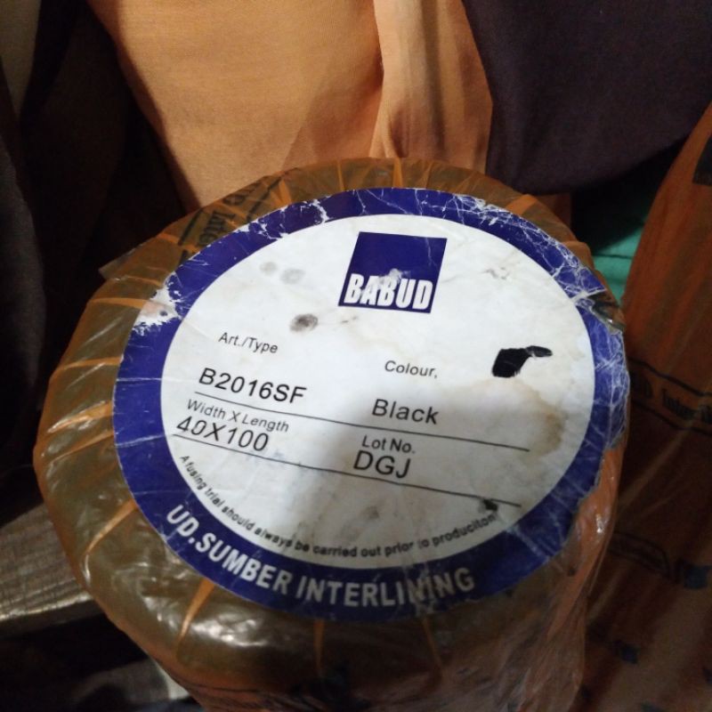 kain vislin hitam/ kain pilsin hitam tipis 1 roll