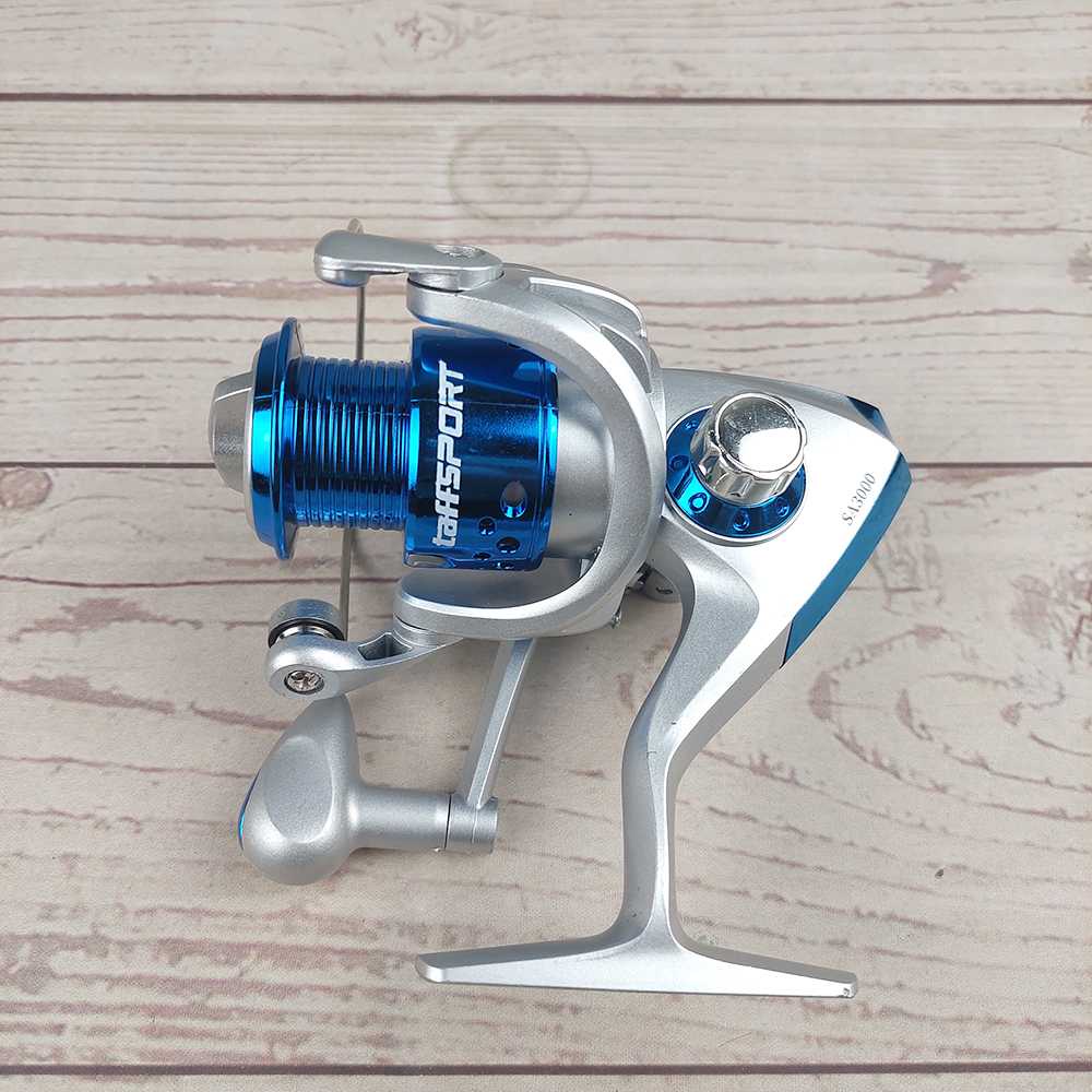 3000 Series Reel Pancing Spinning Fishing dengan Gear Ratio 5.5:1 dan 12 Ball Bearing /Rell Rel Ril Riil Rill Gulungan Penggulung Kerek Kerekan Pancing Alat Pancing Ikan Laut Air Tawar Power Handle Material Plastik Metal Berkualitas Tahan Karat Kuat Murah