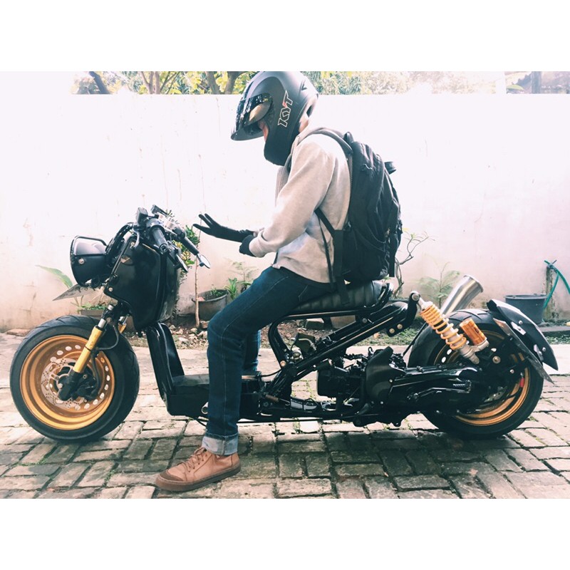 Honda Zoomer/Ruckus (Replika)