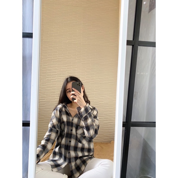 Emily Plaid Shirt - Kemeja Wanita / Kemeja Kotak-Kotak / Kemeja Kotak - Kotak Wanita