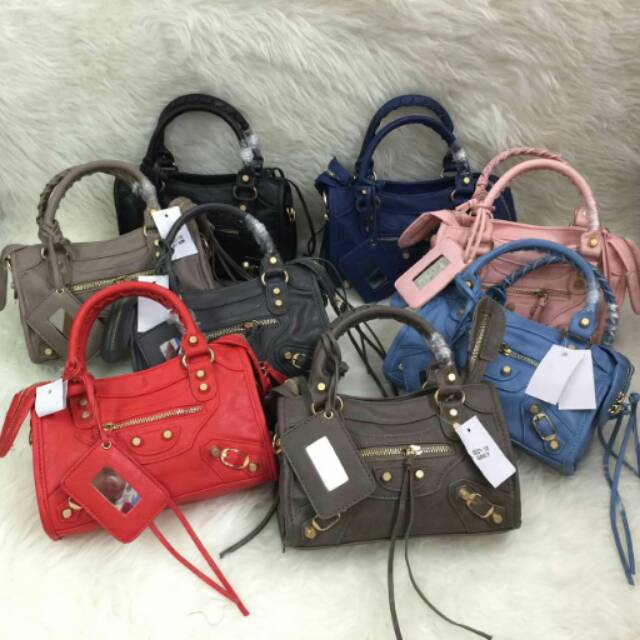 Balenciaga mini edge stude import