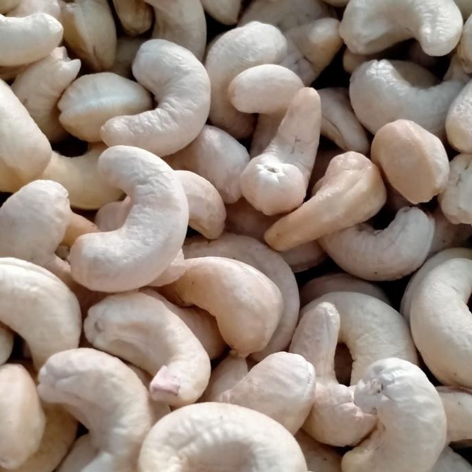 

Pasti Ready Kacang Mete Mede Mentah 1 Kg Wonogiri