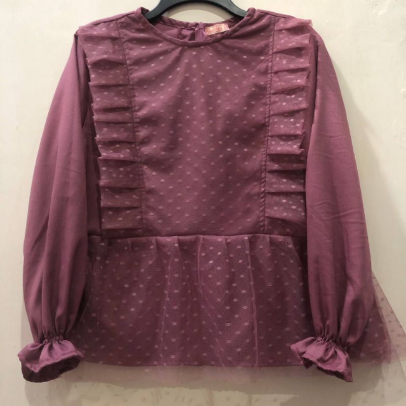 [READY STOK] BLOUSE TILE POLKA ATASAN WANITA ANNISA BLOUSE VINTAGE LACE KEKINIAN ALA SELEBGRAM JUMBO / BLOUSE KONDANGAN JUMBO / BLOUSE LEBARAN 2022-Dove