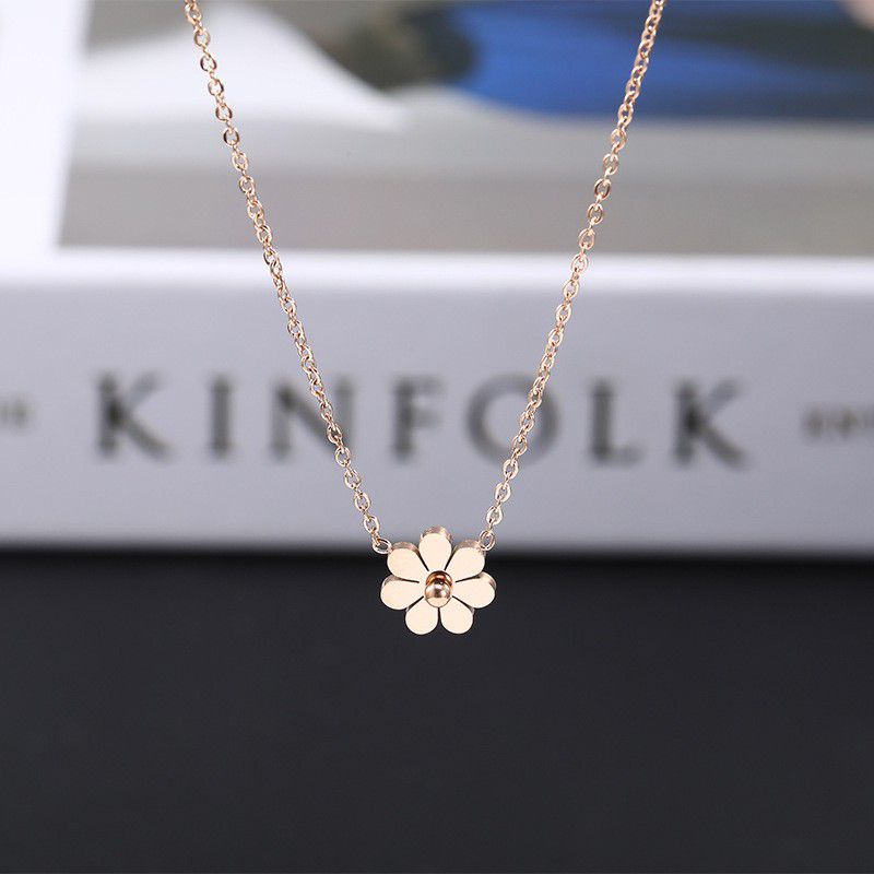Kalung Titanium Anti Karat Wanita Daisy Korea Liontin Bunga Kalung Rosegold Gaya Korea Aksesoris Wan