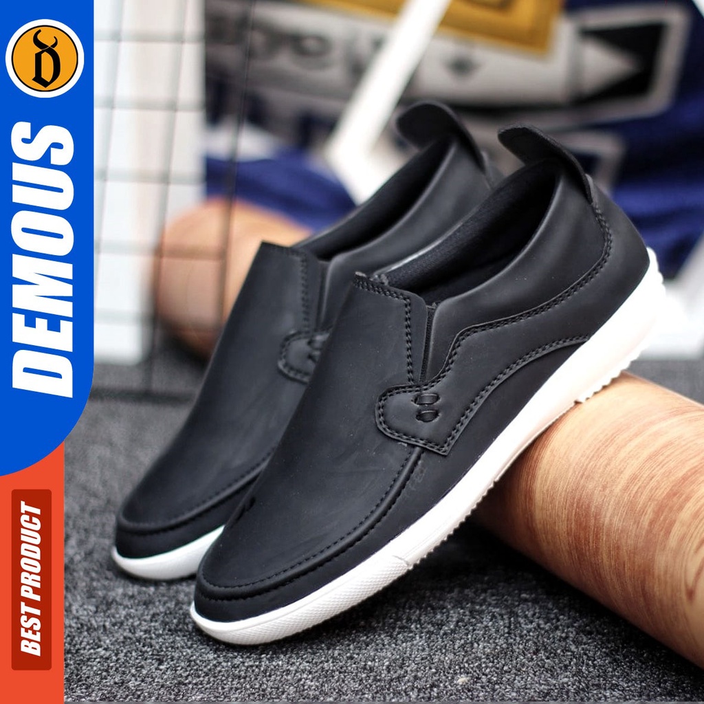 DEMOUS Kemode - Sepatu Slip On Pria Casual