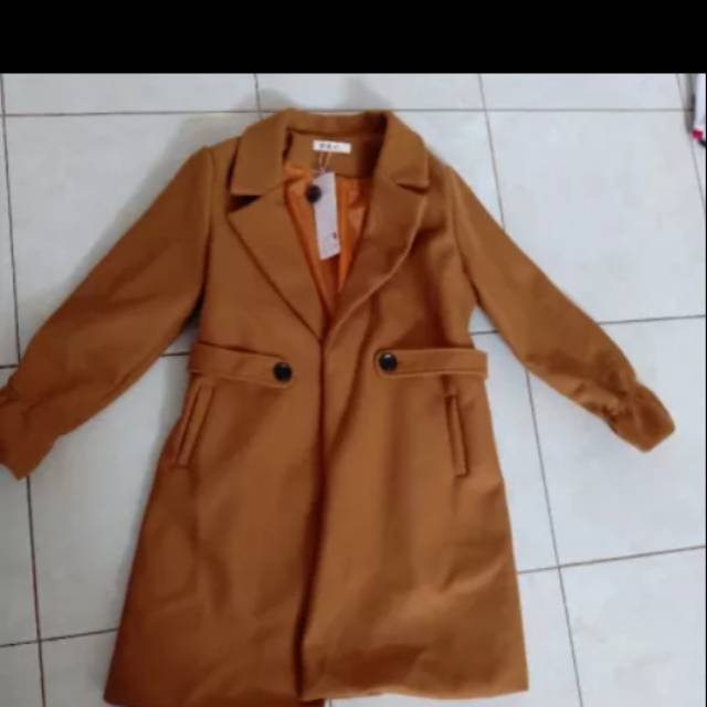 Coat Wanita Tebal Musim Dingin Preloved
